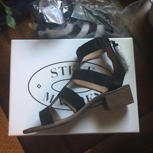 Steve Madden Black Leather Sandals